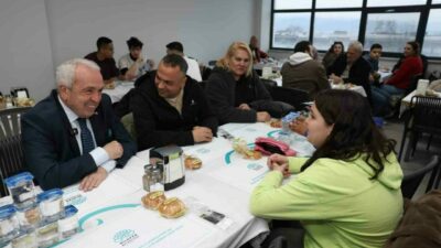 Nilüfer Belediye Başkanı Şadi Özdemir, Ramazan ayının manevi iklimini vatandaşlarla