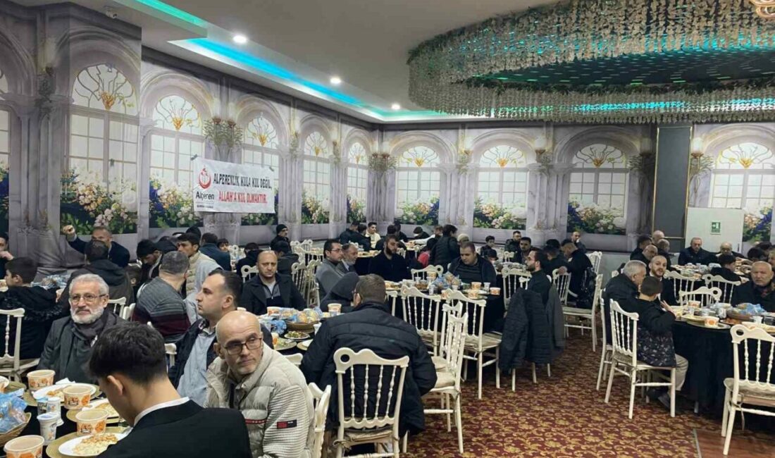 BBP Genel Başkan Yardımcısı Ekrem Alfatlı: “Mazlumun yanında, zalimlerin karşısındayız” Alperen Ocakları Bursa İl Başkanlığı tarafından düzenlenen iftar programı, siyaset