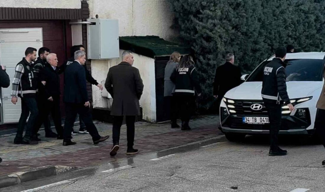 Bursa Büyükşehir Belediye Başkanı Mustafa Bozbey’in de aralarında bulunduğu 55