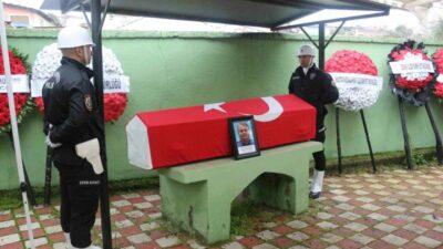Bursa’da Mustafakemalpaşa İlçe Emniyet Müdürlüğü’nde görev yapan polis memuru Mehmet