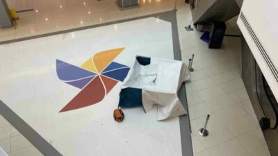 Bursa’nın Osmangazi ilçesinde bulunan Kent Meydanı AVM’de meydana gelen olayda