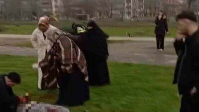 Bursa’da çıkan bıçaklı kavgada boğazı kesilen bir kişi kaldırıldığı hastanede