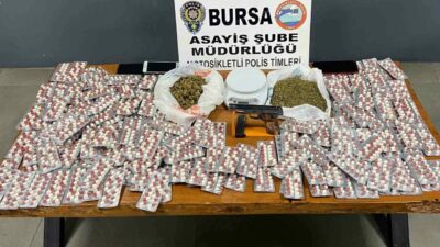 Bursa’da polis ekiplerinin yaptığı denetimde “dur” ihtarına uymayarak kaçan şüpheli,
