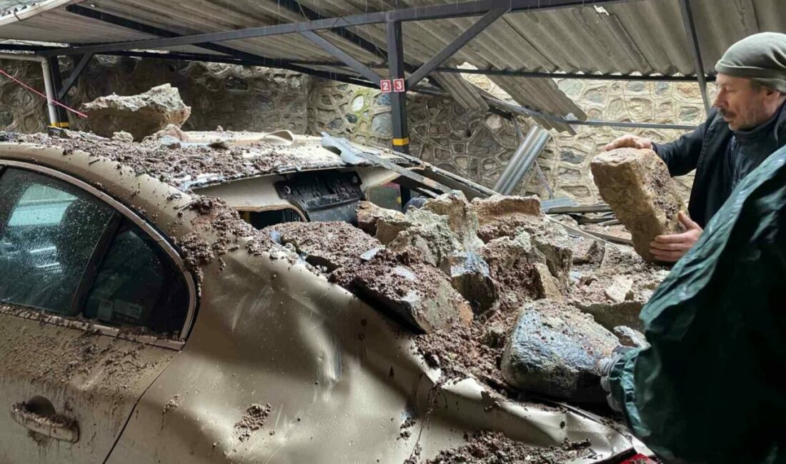 Bursa’da sağanak yağışla birlikte Uludağ’ın eteklerindeki Çekirge Mahallesi’nde bir apartmanın