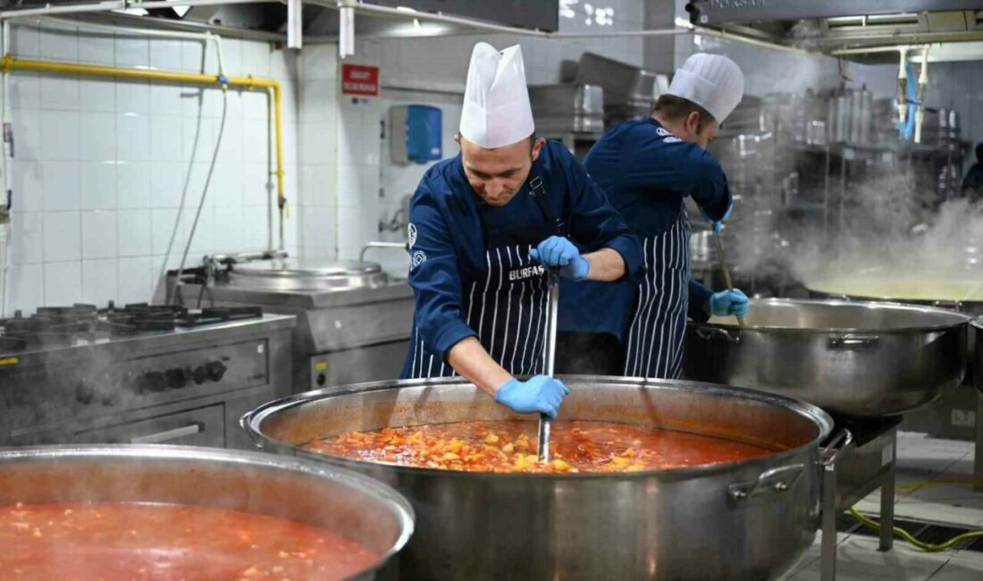Bursa Büyükşehir Belediyesi’nin BURFAŞ üretim tesislerinde, Ramazan ayı dolayısıyla her