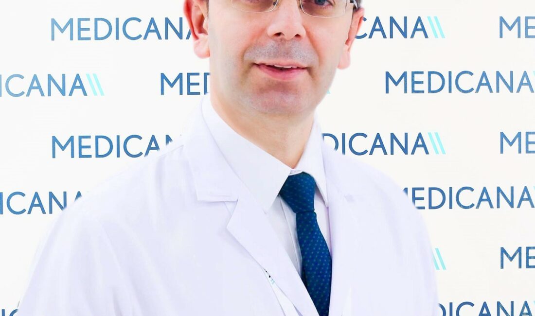 Gastroenteroloji Uzmanı Doç. Dr. Murat Keskin, kolon kanserinde erken evrede