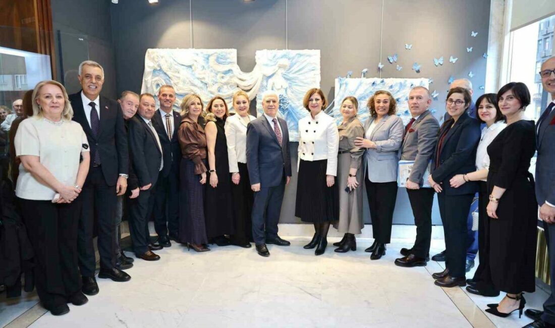 Bursa Büyükşehir Belediyesi, tamamen kadın emeğiyle üretilen eserlerden oluşan ‘Efsanelerle