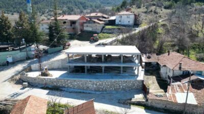 Bursa’nın dağ yöresinde yaşamı dönüştüren Büyükşehir Belediyesi, Keles’te mahallelerin ortak