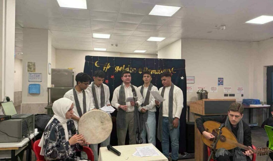 Bursa’da Demirtaşpaşa Mesleki ve Teknik Anadolu Lisesi tarafından düzenlenen anlamlı