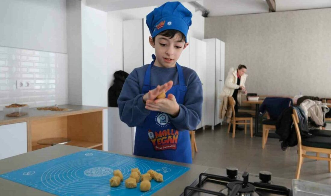 Ramazan tatlıları minik şeflerden Yıldırım Belediyesi, Ramazan ayının manevi iklimini çocuklara hissettirmek için çalışmalarına