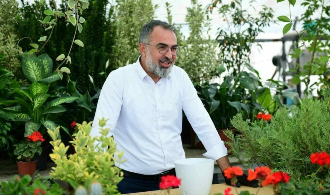 Kestel Belediyesi, ilçede faaliyet gösteren süs bitkileri üreticilerine yönelik destek