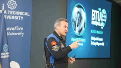Türkiye’nin ilk astronotu Alper Gezeravcı, Bursa Teknik Üniversitesinde öğrencilerle buluşarak