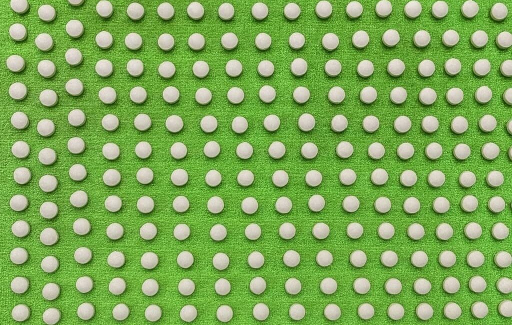 Uyuşturucu taciri suçüstü yakalandı Bursa’nın İnegöl ilçesinde jandarma komutanlığı ekipleri tarafından düzenlenen operasyonda uyuşturucu