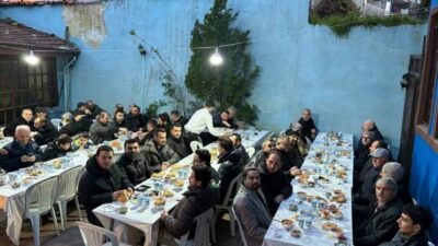 Vatan Sevdalıları Platformu ve Üftade Hazretleri gönüllüleri iftarda biraraya geldiler