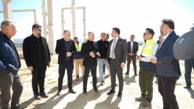 Yenişehir Belediye Başkanı Ercan Özel, Subaşı Mahallesi’nde yapımı hızla devam