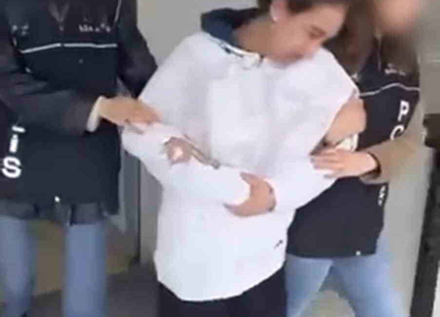 108 yıl hapis cezasıyla aranıyordu, Bursa polisinden kaçamadı Bursa’da hakkında kesinleşmiş 108 yıl 2 ay 28 gün hapis