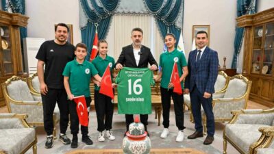 Bursa Büyükşehir Belediye Başkan Vekili Şahin Biba, 23 Nisan Ulusal