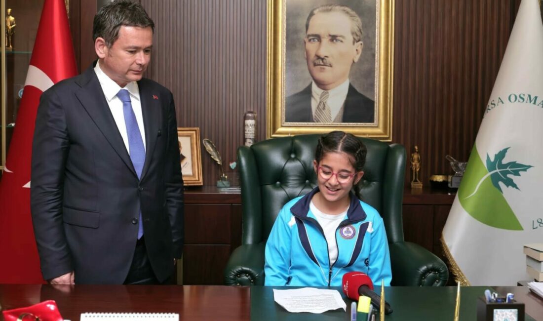 Osmangazi Belediye Başkanı Erkan Aydın, geleceğin teminatı olan çocuklara verdiği