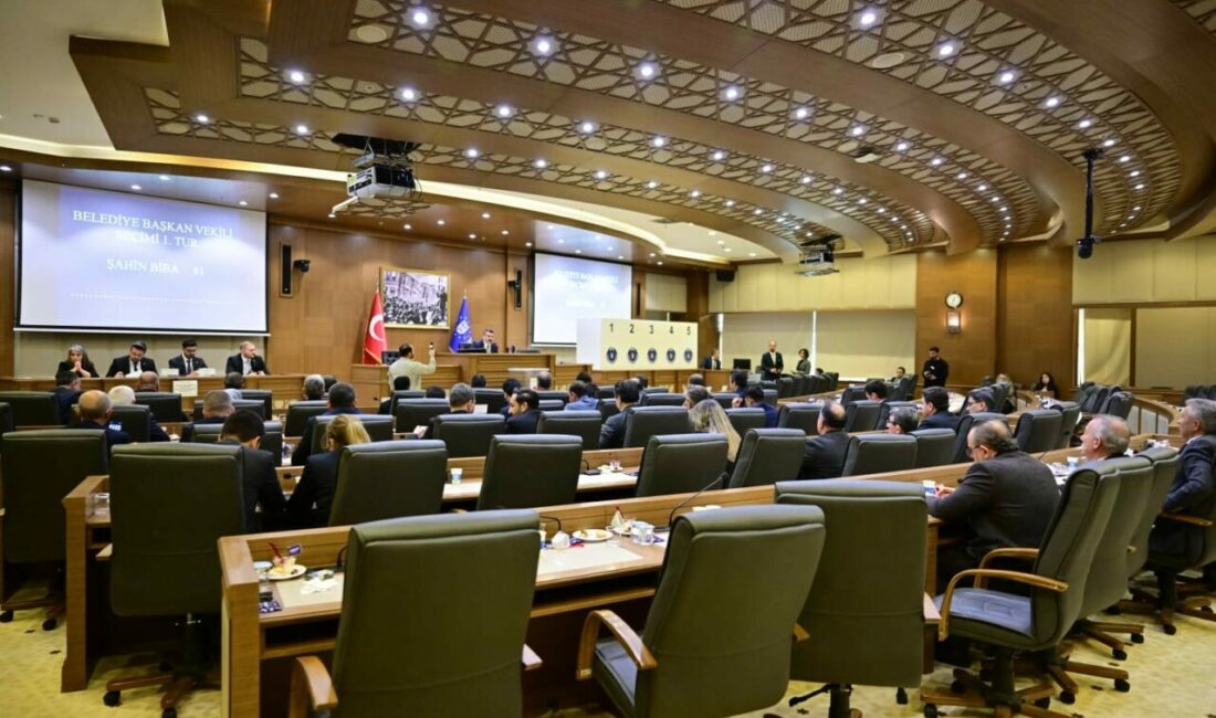 Mustafa Bozbey’in tutuklanıp görevden uzaklaştırılmasının ardından Bursa Büyükşehir Belediye Meclisinde