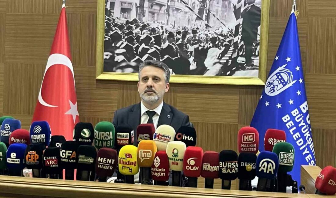 Başkanvekili Biba: “Başkanlık koltuğuna oturmaya niyetim yok, çalışmaya geldim, bulunduğum sürece de çalışacağım” Bursa Büyükşehir Belediye Başkanvekili Şahin Biba, başkanlık ettiği ilk meclis