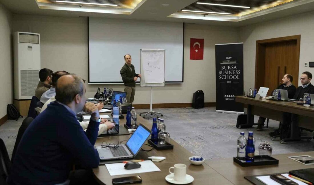 Bursa Business School’dan “Yapay Zeka ile Verimlilik Eğitimi” İş dünyasının referans eğitim merkezi Bursa Business School, iş dünyasında