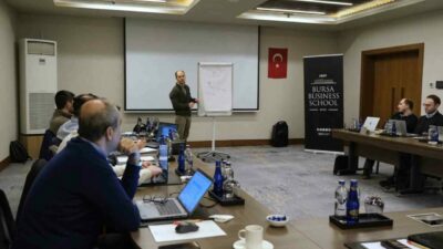 İş dünyasının referans eğitim merkezi Bursa Business School, iş dünyasında