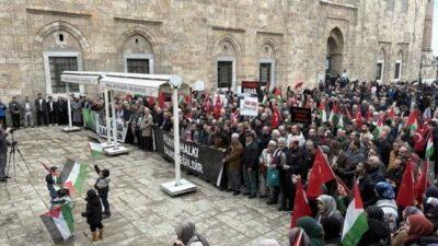 Bursa Gönüllü Kuruluşlar Platformu, İsrail’in Mescid-i Aksa’yı ibadete kapatmasına, Filistinli