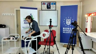 Bursa Büyükşehir Belediyesi bünyesinde faaliyet gösteren Bursa Kent Akademisi, eğitimde