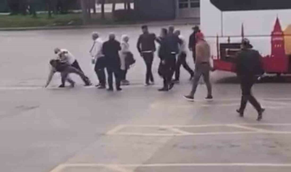 Bursa Şehirlerarası Otobüs Terminali’nde yolcu ile otobüs şoförü arasında çıkan