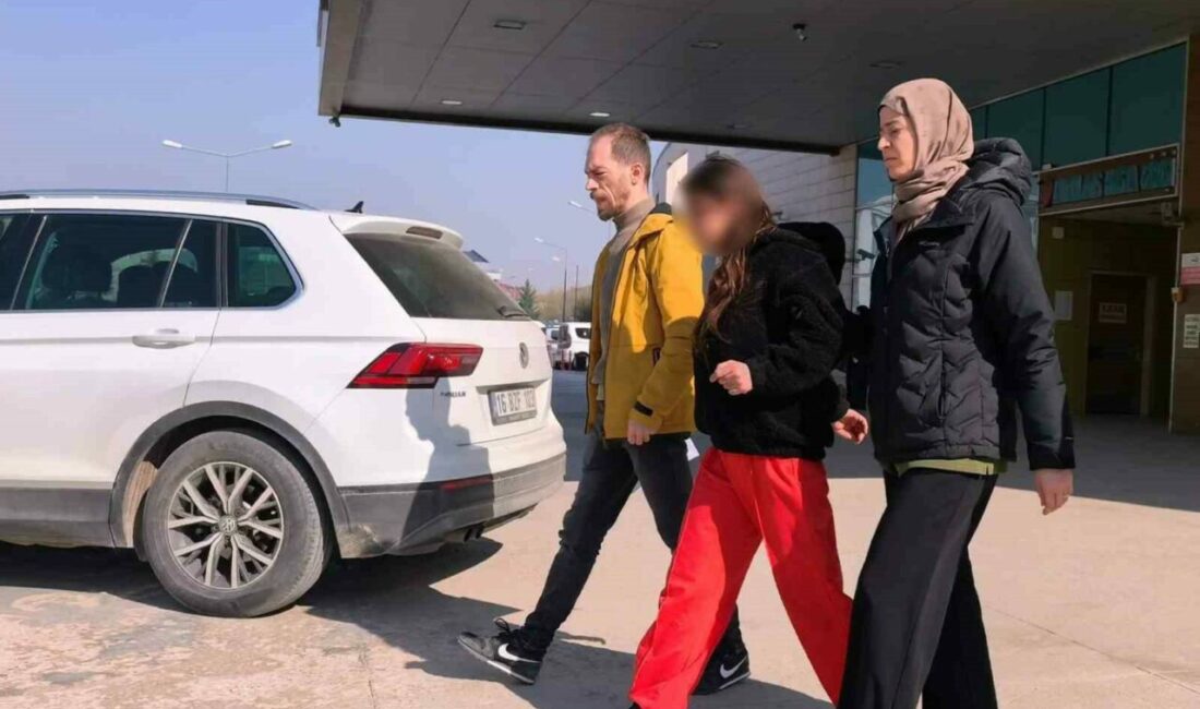 Bursa’da genç kızların bıçaklı kavgası: 1 tutuklama Bursa’nın İnegöl ilçesinde iki genç kız arasında çıkan bıçaklı kavgada