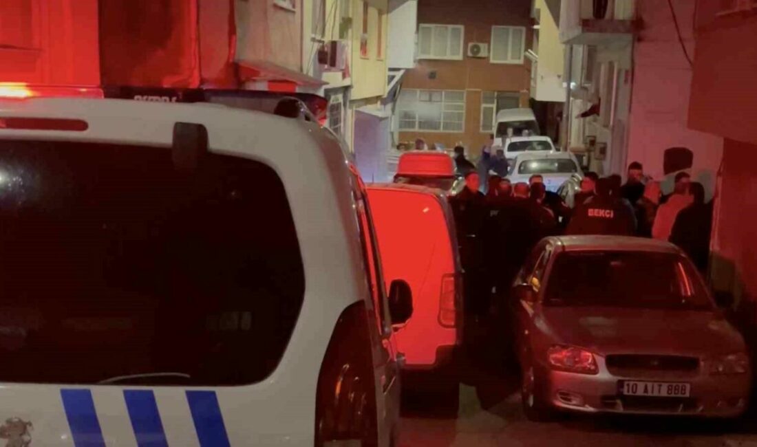 Bursa’da park yeri kavgası mahalleliyi ayağa kaldırdı Bursa’da gece saatlerinde komşular arasında çıkan park yeri tartışması kısa