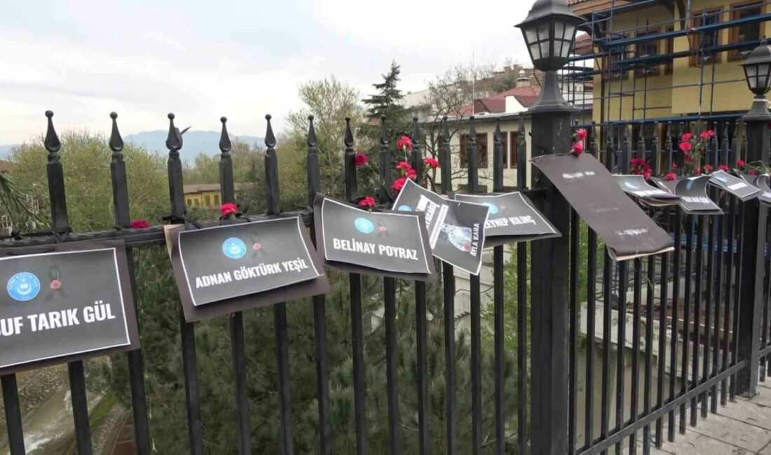 Kahramanmaraş’ta yaşanan okul saldırısında hayatını kaybeden öğretmen ve öğrenciler, Bursa’da