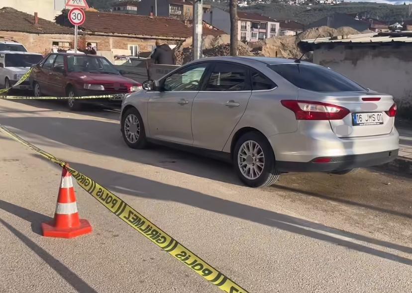 Bursa’nın Gemlik ilçesinde silahlı saldırıya uğrayan bir kişi, yaralı halde