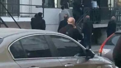 Bursa’da iki grup arasında çıkan tekmeli sopalı kavga cep telefonu