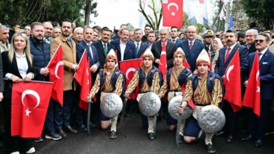 Bursa’nın fethinin 700. yıl dönümü coşkulu törenlerle kutlanıyor. Bursa Valiliği