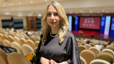 Dijital güvenlik uzmanları, ebeveynlerin sosyal medyada çocuklarına dair yaptığı paylaşımların