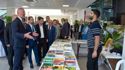 Karacabey Belediyesi’nin ev sahipliğinde düzenlenen 2. Karacabey Kitap Günleri, 23