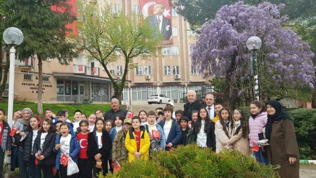 Bursa’da 23 Nisan Ulusal Egemenlik ve Çocuk Bayramı, anlamlı bir