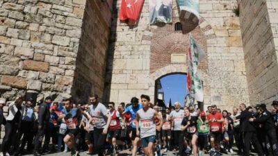 Osmangazi Belediyesi’nin bu yıl 21’incisini düzenlediği “Osman Gazi’yi Anma ve