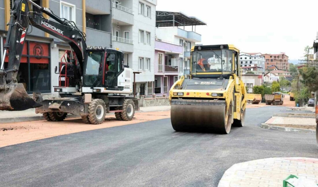 Osmangazi Belediyesi, ilçe genelinde ulaşım ve üstyapı çalışmalarını aralıksız sürdürüyor.