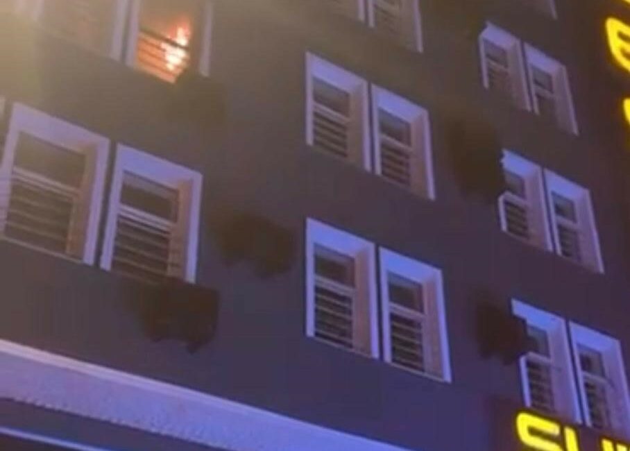Bursa’da bir otel odasında çıkan yangın itfaiye ve sağlık ekiplerini