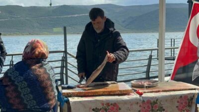 Bursa’da Uluabat Gölü’ndeki su miktarının artması, buna bağlı balığın az çıkması