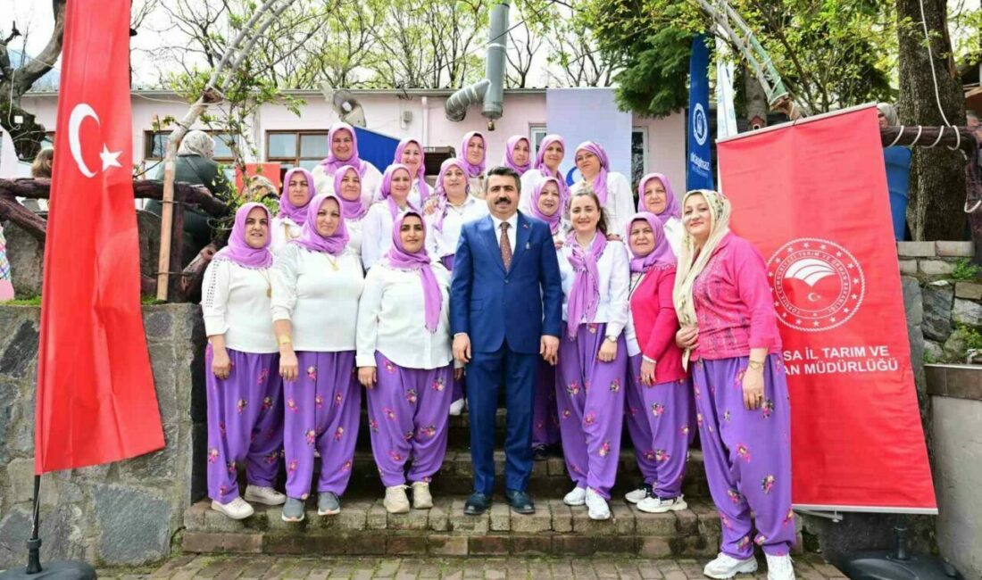 Yıldırım’da kadınlara tam destek Yıldırım Belediyesi ‘Yeni Nesil Çiftçi Kadın Buluşmaları’ etkinliğine ev sahipliği