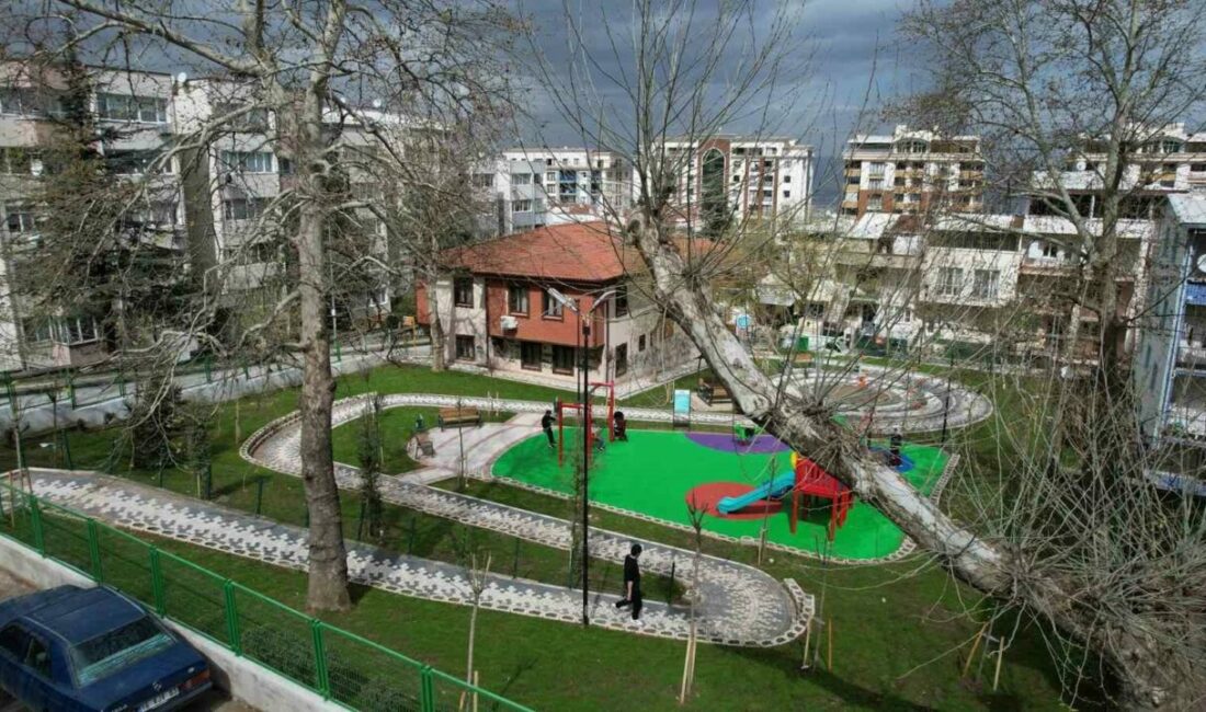 Bursa-Yıldırım Belediyesi, ilçedeki park ve yeşil alanlarda bakım, onarım ve