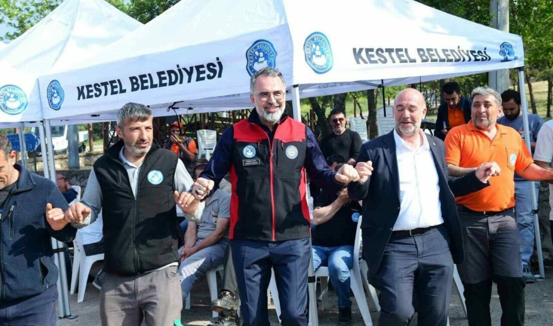 Bursa’da Kestel Belediyesi, 1 Mayıs Emek ve Dayanışma Günü dolayısıyla