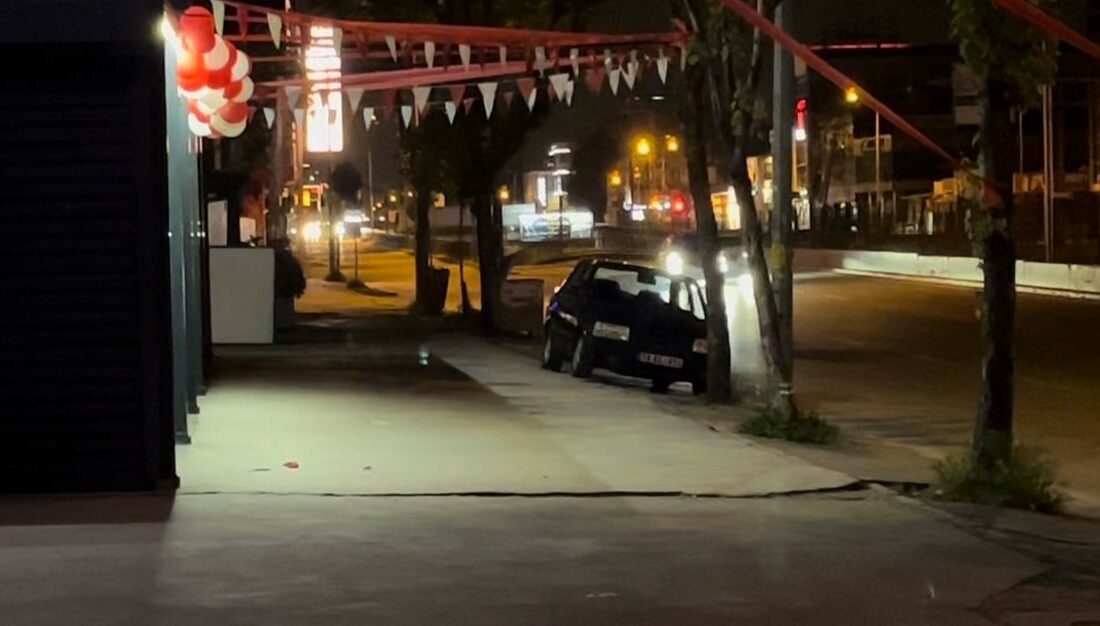 Alkollü sürücü kontrolü gördü, aracını çorbacıya çekip sürücü olmadığını iddia etti Bursa’da gece saatlerinde ana yol üzerindeki uygulama noktasını gören araç