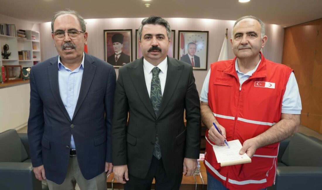Bursa’da Yıldırım Belediye Başkanı Oktay Yılmaz, yaklaşan Kurban Bayramı dolayısıyla