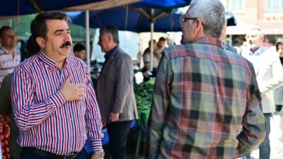 Yıldırım Belediye Başkanı Oktay Yılmaz, bayram öncesinde Sinandede Semt Pazarı