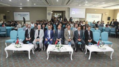 BTÜ Denizcilik Fakültesi tarafından düzenlenen “Gemi Mühendisleri Bursa’da” etkinliğinde öğrenciler,