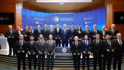 Hayata geçirdiği projeler ile kent ekonomisinin lokomotif sektörlerini küresel pazarlarla